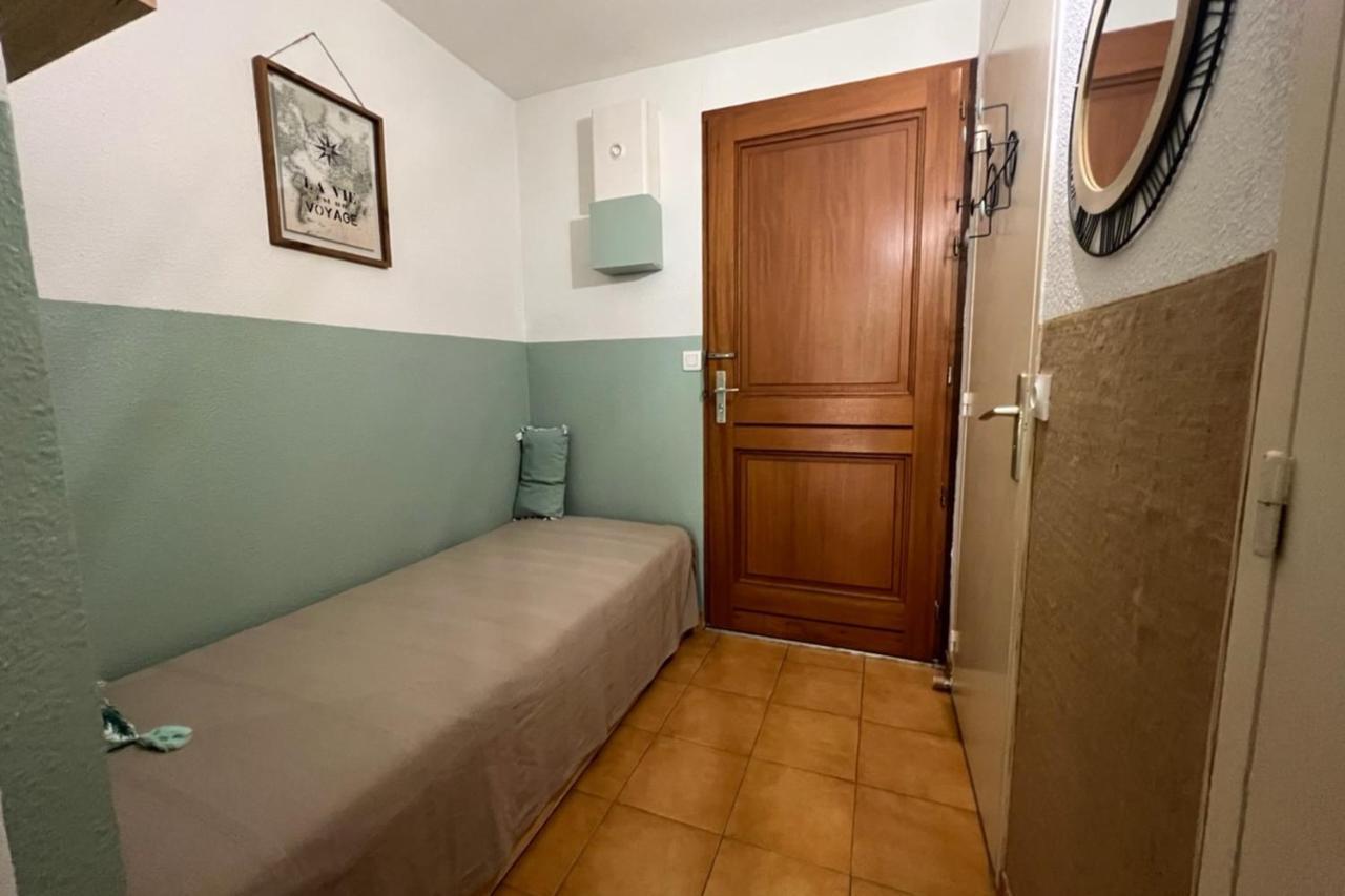 Le Tinhare - Studio With Garden Near The Sea La Ciotat Bagian luar foto