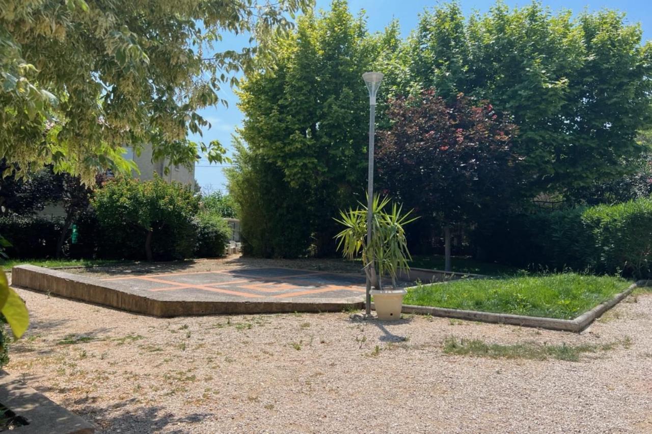 Le Tinhare - Studio With Garden Near The Sea La Ciotat Bagian luar foto